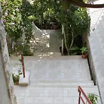 5659a *